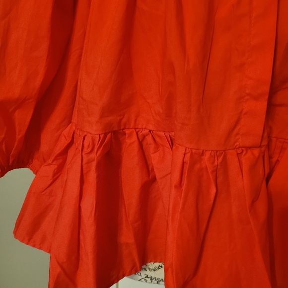 Meet Me In Santorini Top-NWT - Picture 2 of 10